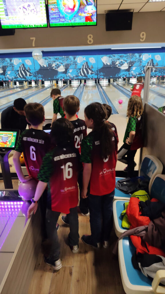 Saisonabschluss Bowling 2024/2025 der Handballabteilung