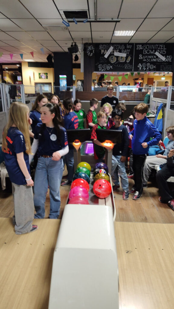 Saisonabschluss Bowling 2024/2025 der Handballabteilung