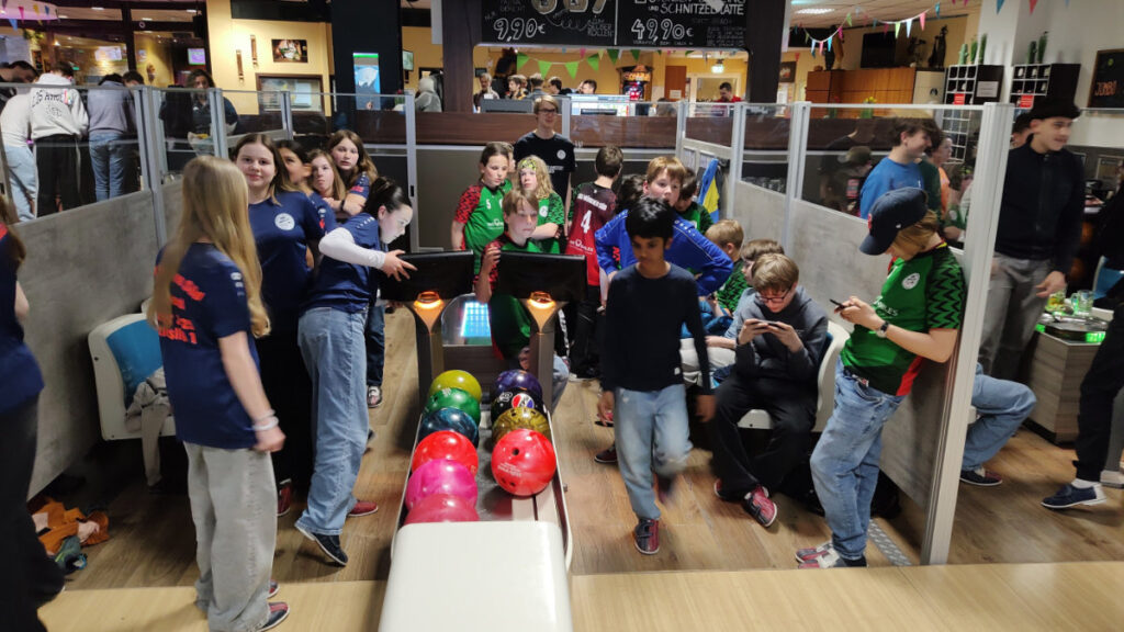 Saisonabschluss Bowling 2024/2025 der Handballabteilung