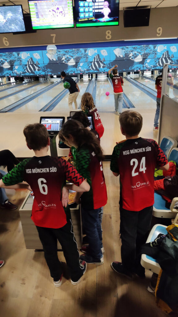 Saisonabschluss Bowling 2024/2025 der Handballabteilung