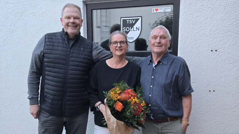 10-jähriges Jubiläum von Beate als Geschäftsstellenleiterin beim TSV Solln