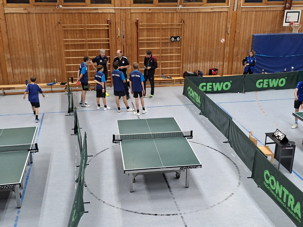 Tischtennis Jugend gegen Blumenau